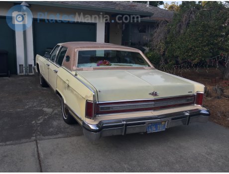434 XOY, Lincoln Town Car