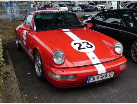 JO 588 JJ, Porsche 911