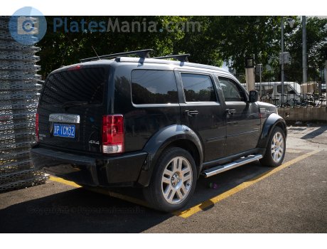 京P·1CM32, Dodge Nitro