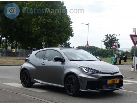 10880, Toyota Yaris