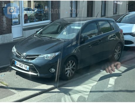 CV-952-TA, Toyota Auris