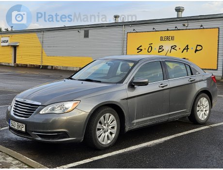 643 BKP, Chrysler 200