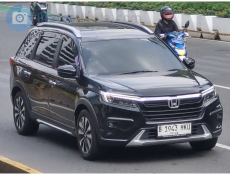 B 1943 HKU, Honda BR-V