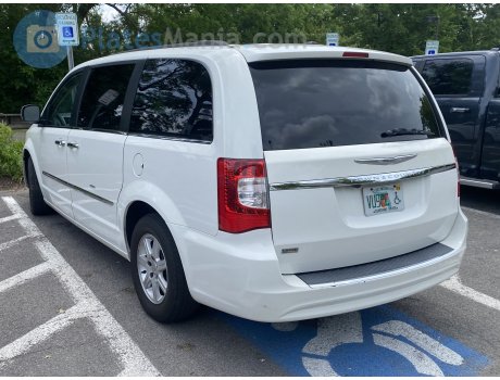 VU9PC, Chrysler Town&Country