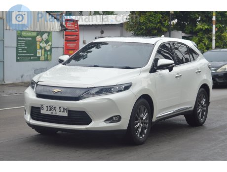B 1089 SJM, Toyota Harrier