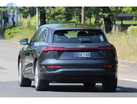 CD GE 1-68, Audi Q8
