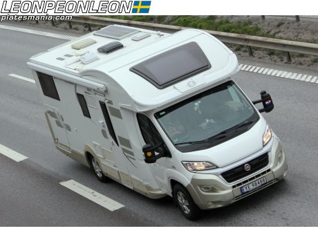 YE 98488, Caravans International Riviera