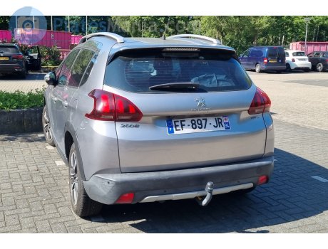 EF-897-JR, Peugeot 2008