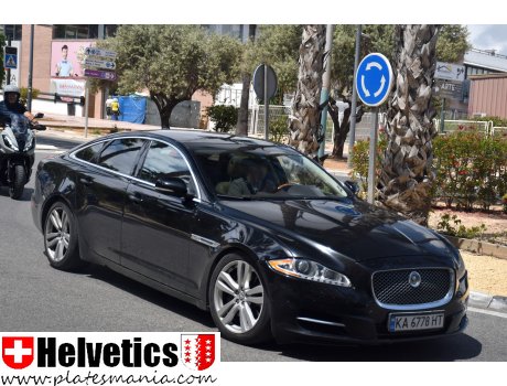 KA 6778 HT, Jaguar XJ