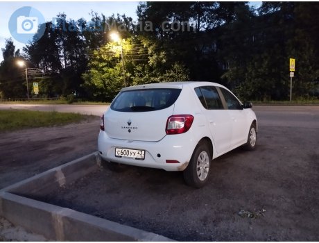 с600уу43, Renault Sandero