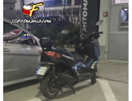 KH 3183 B, Yamaha XMAX