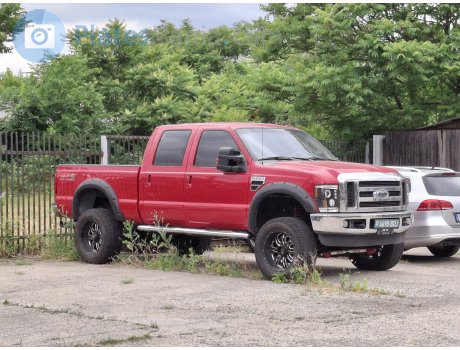 P 6698 BDJ, Ford F-250