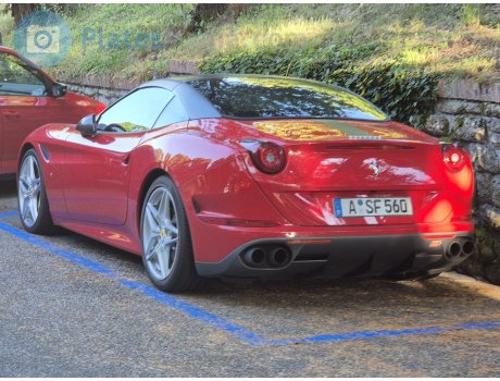 A SF 560, Ferrari California