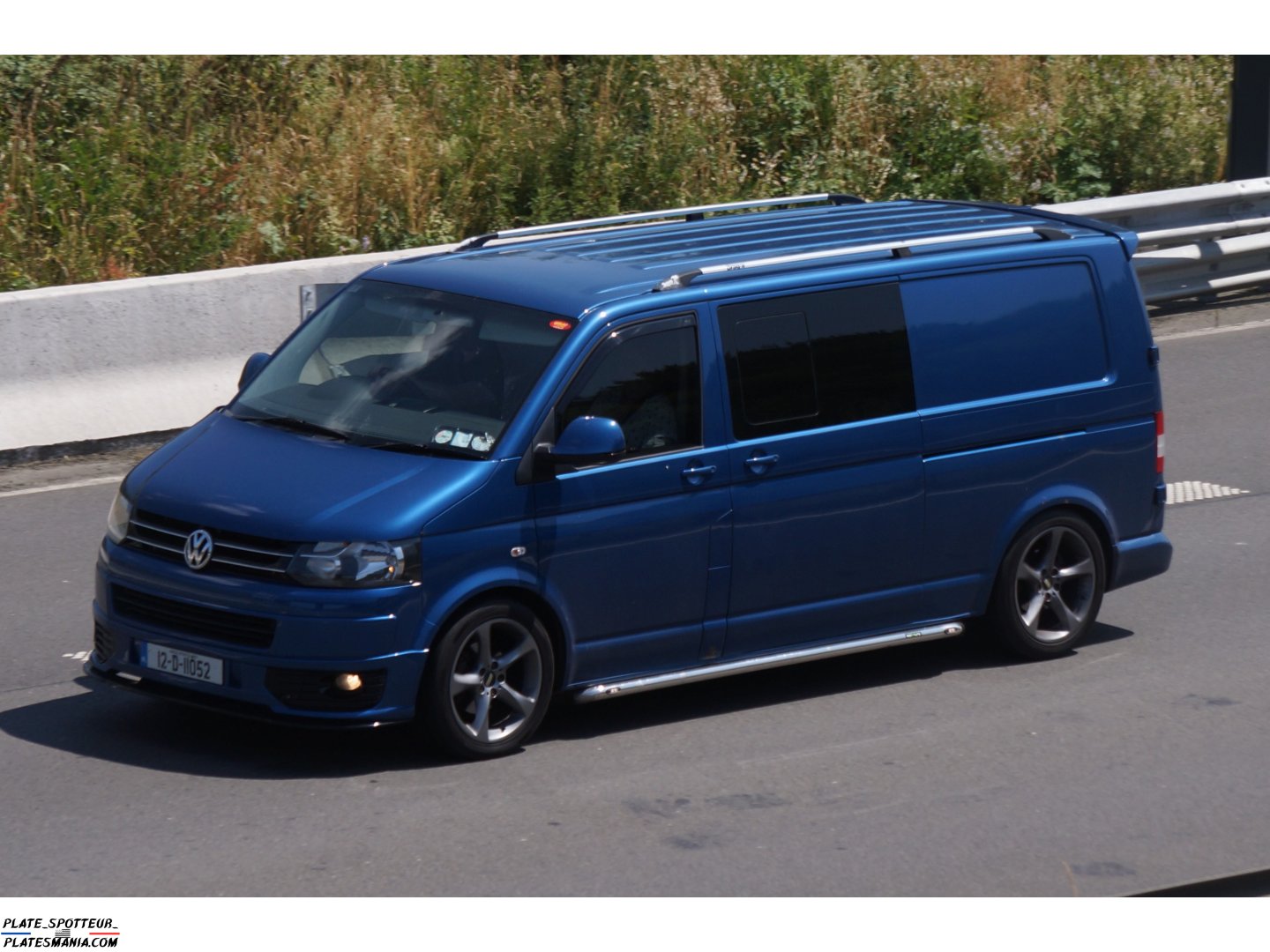 12-D-11052, Volkswagen Transporter 5th gen Van (T5) (7E/7H), facelift, 2009–2015