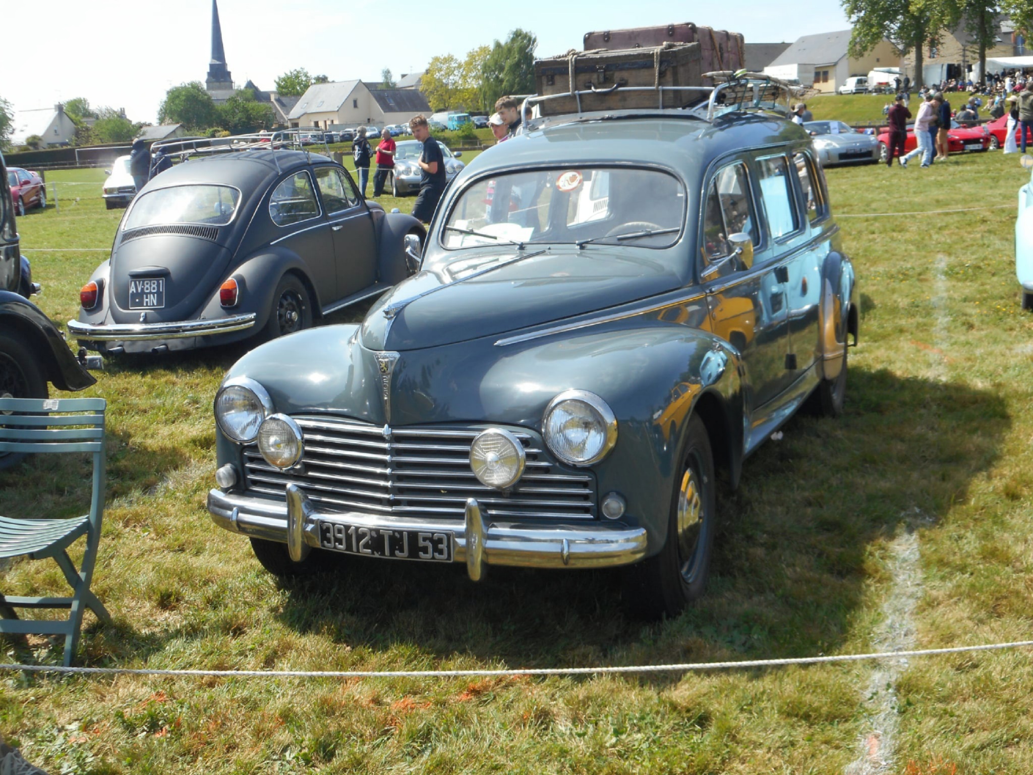3912 TJ 53, Peugeot 203 Familiale, 1950–1954
