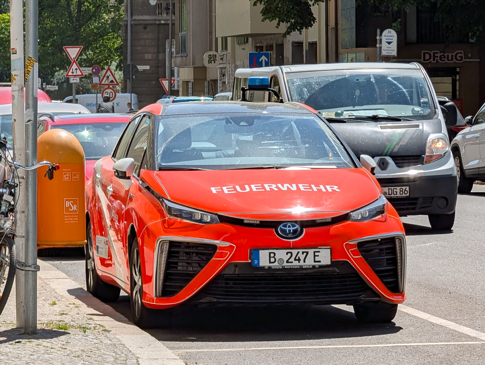 B 247E, Toyota Mirai 1st gen (JPD10), 2014­–2020