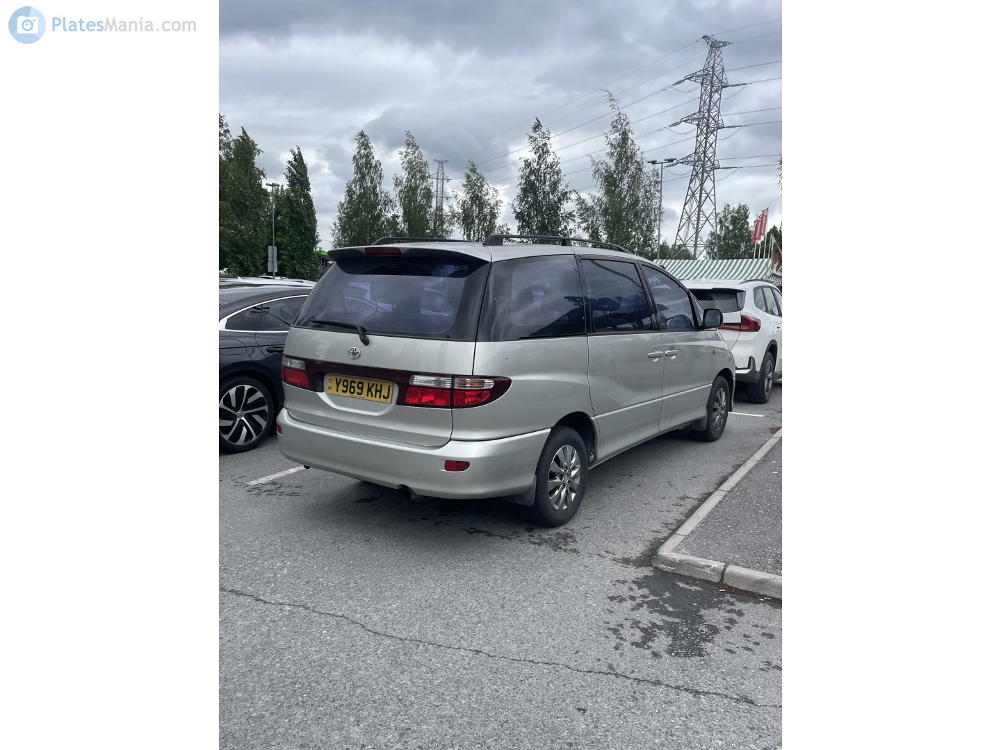 Y969KHJ, Toyota Previa 2nd gen (R30/R40), 2000–2007