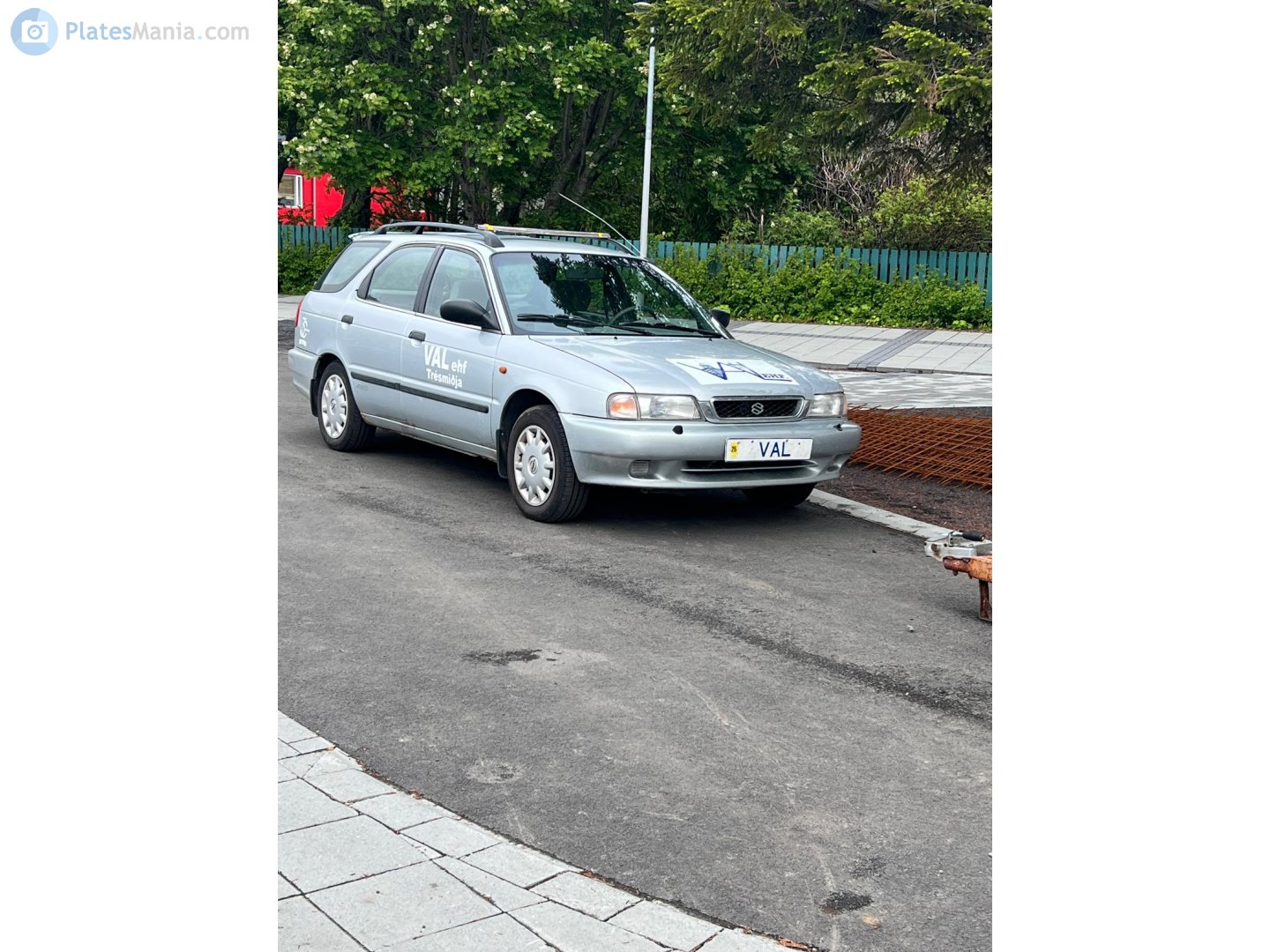 V A L, Suzuki Baleno 1st gen Wagon (EG), 1996–2002