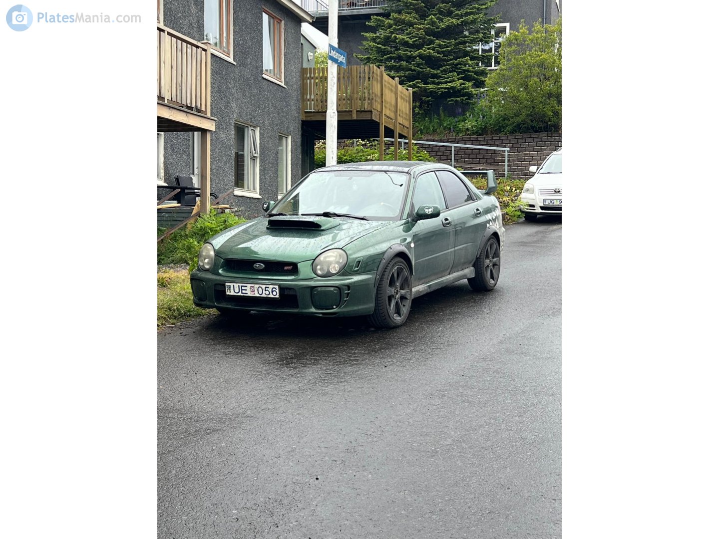 UE 056, Subaru Impreza WRX STi 2nd gen Sedan (GD), 2001–2002