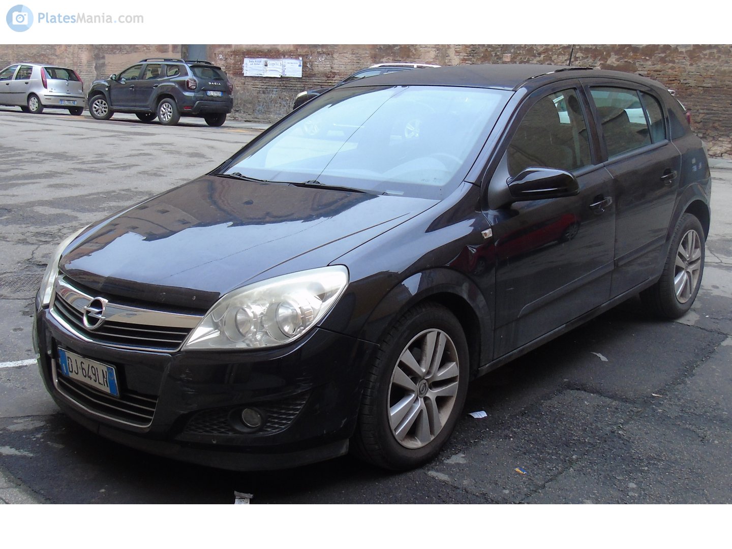 DJ 649 LN, Opel Astra 3rd gen 5-door Hatch (H; A04), 2004–2014