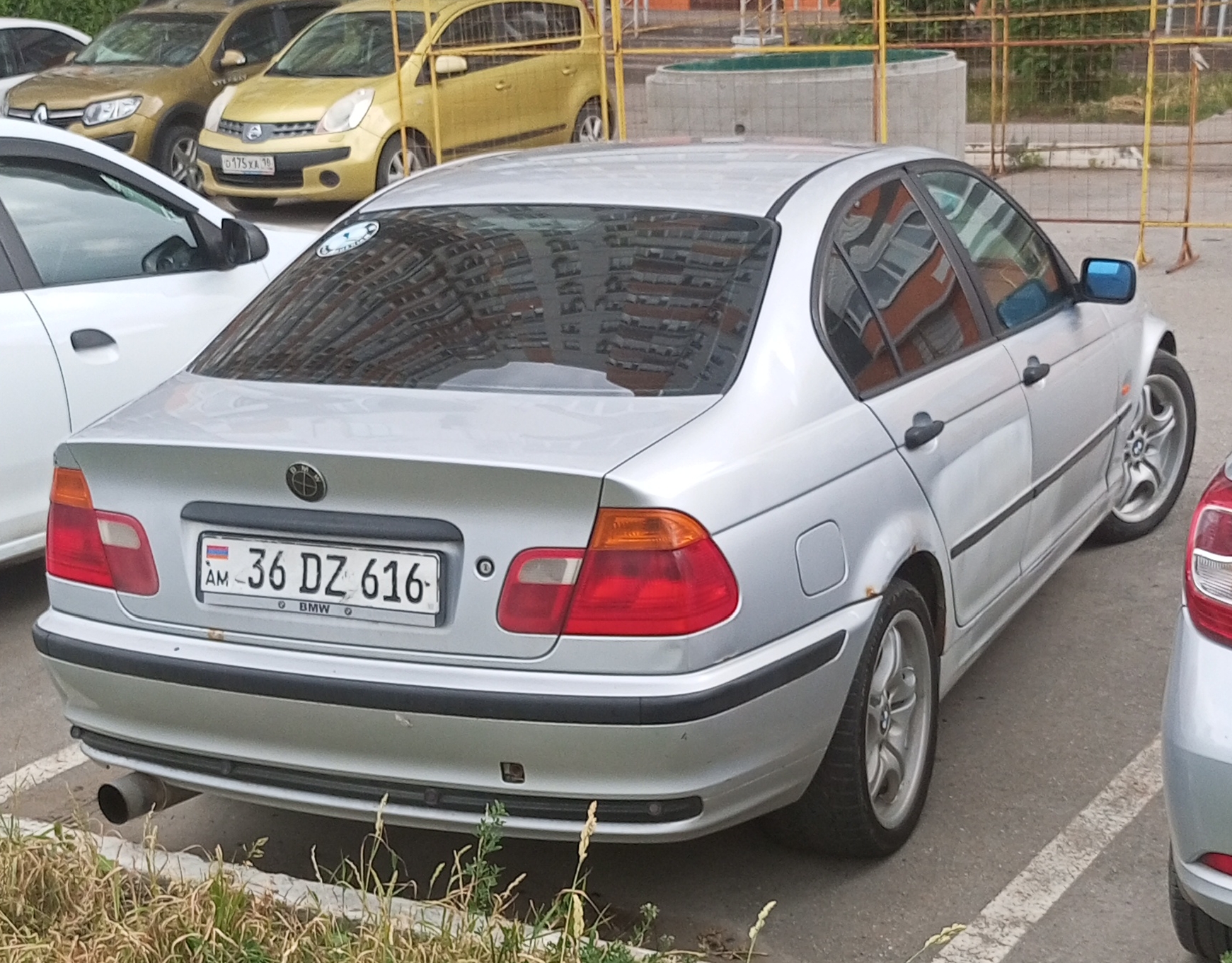 36 DZ 616, BMW 3 Series 4th gen Sedan (E46), 1998–2005