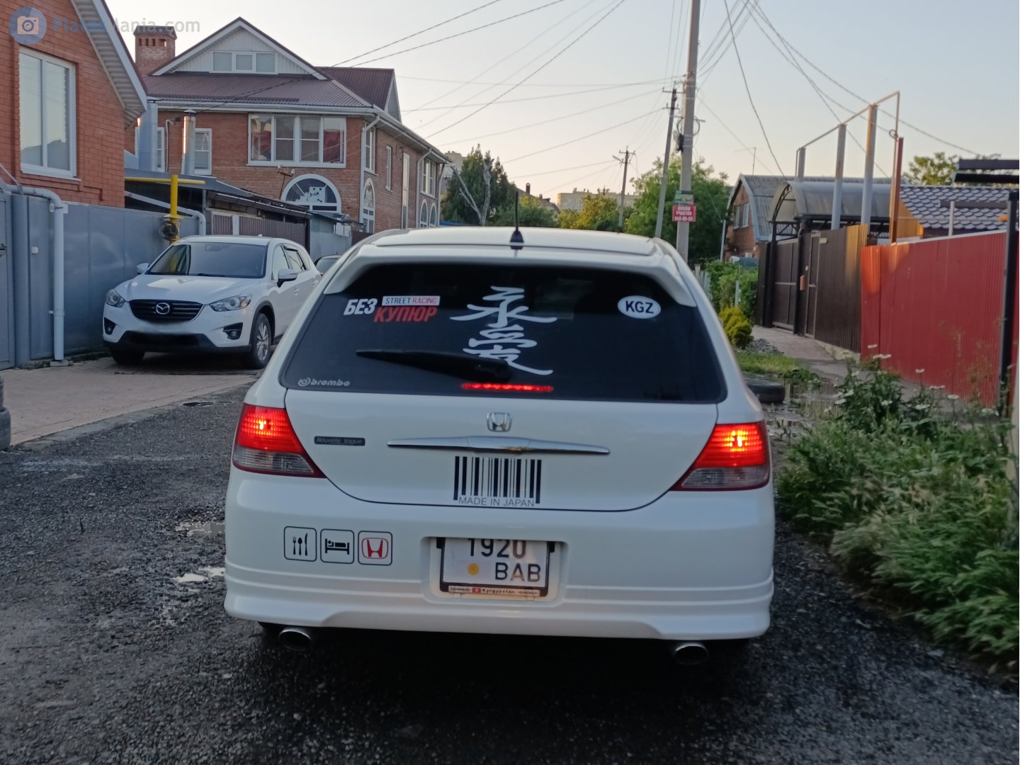 B 1920 AB, Honda Avancier 1st gen (TA; JP-market), 1999–2003