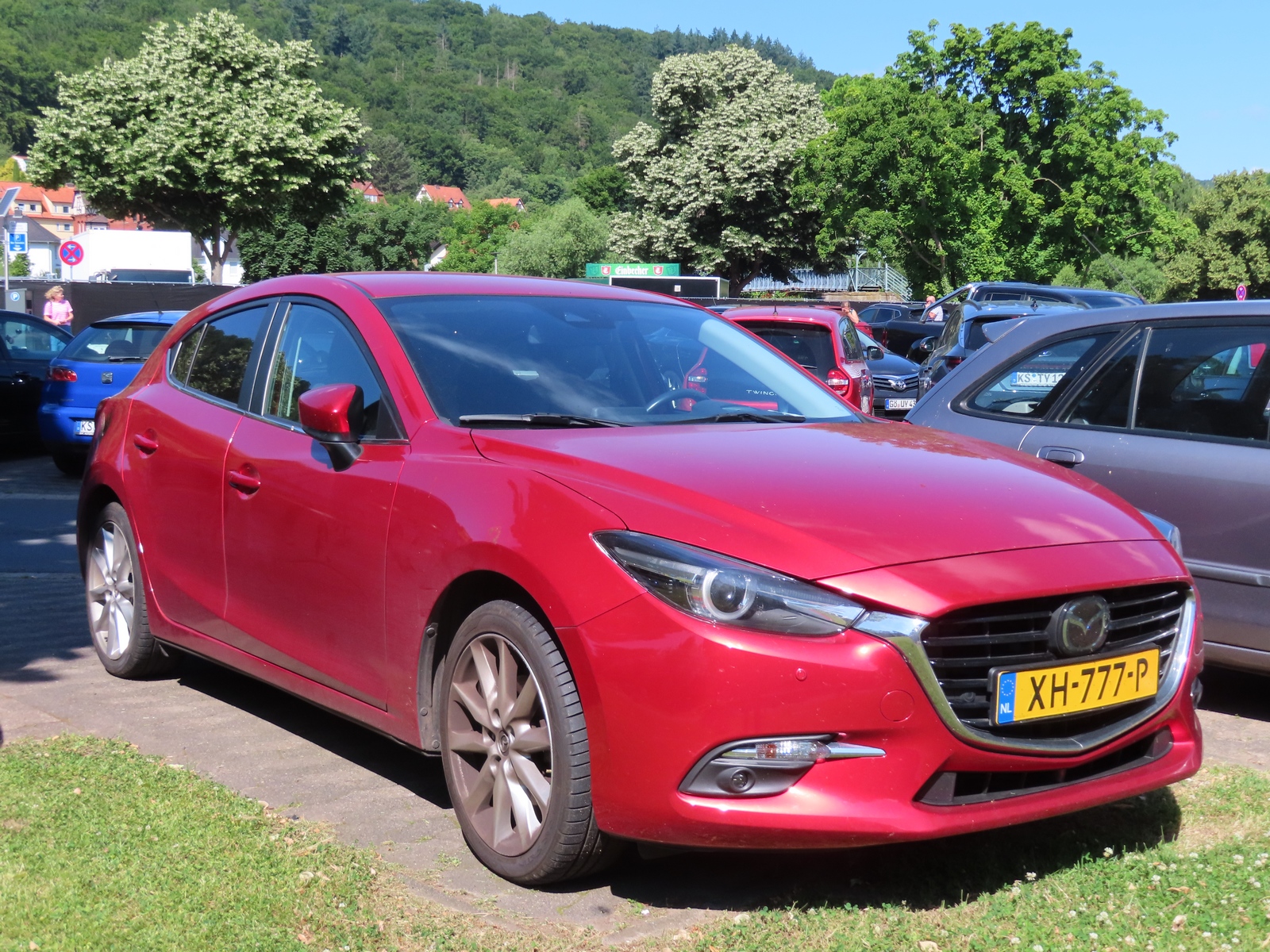 XH-777-P, Mazda 3 