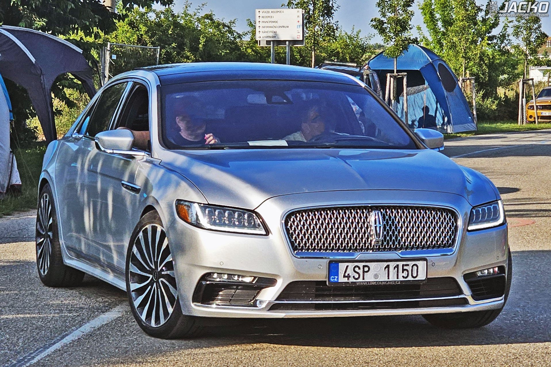 4SP 1150, Lincoln Continental 10th gen (CD4), 2016–2020