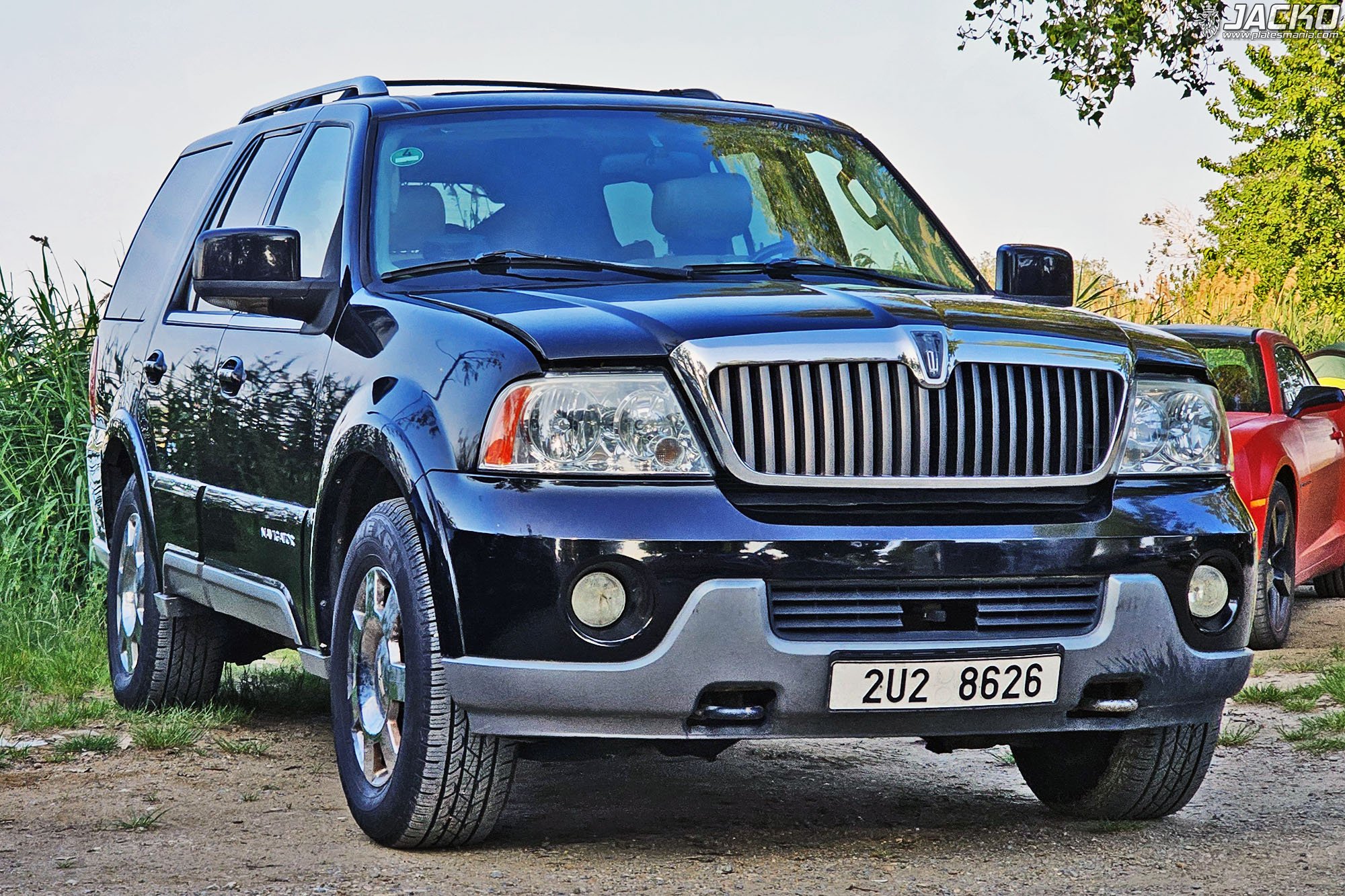2U2 8626, Lincoln Navigator 2nd gen (U228), 2002–2006