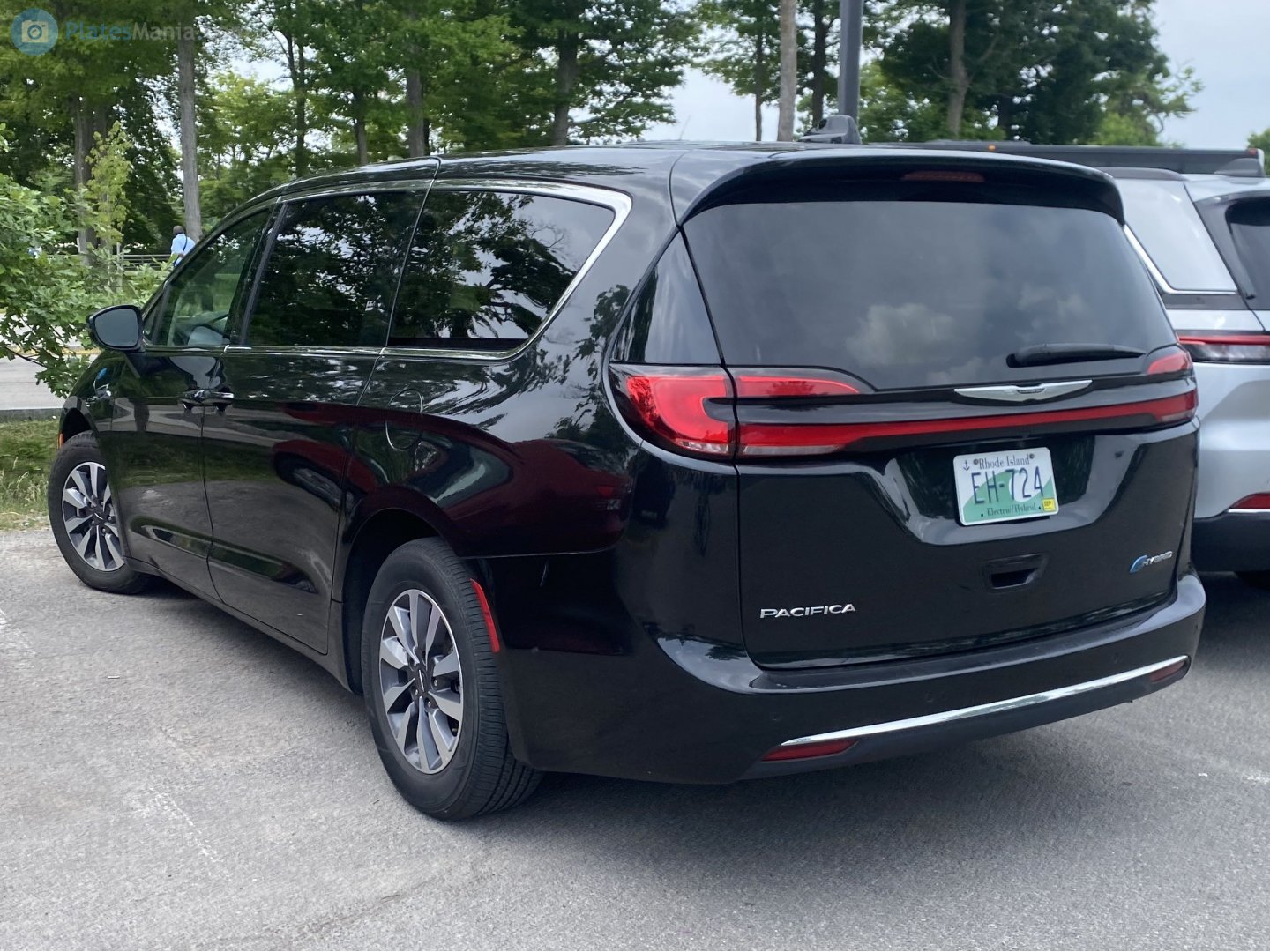 EH-724, Chrysler Pacifica 2nd gen Minivan (RU), facelift, 2020–