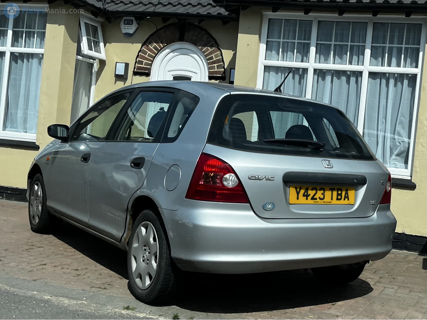 Y423TBA, Honda Civic 7th gen 5-door Hatch (EU), 2000–2005