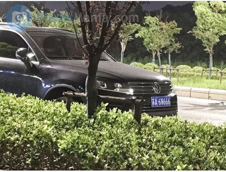 苏A·6N666, Volkswagen Touareg
