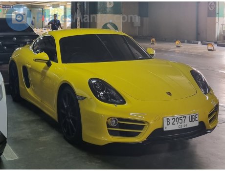 B 2957 UBE, Porsche Cayman