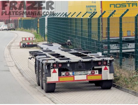 VEC CV 951, Krone Box Liner