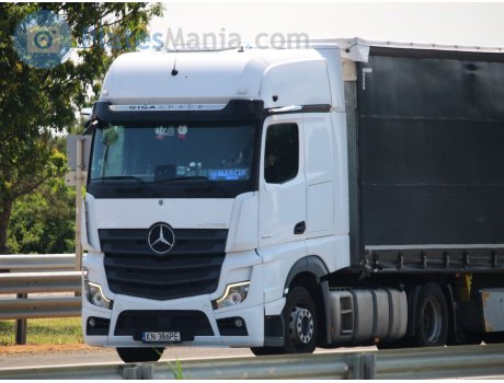 KN 386PE, Mercedes-Benz Actros