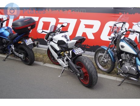 CT 909H, Ducati Panigale