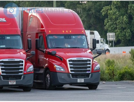 C25071, Freightliner Cascadia