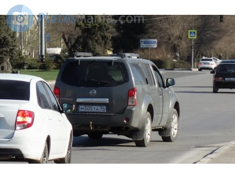 м505та34, Nissan Pathfinder