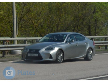 х207сх31, Lexus IS