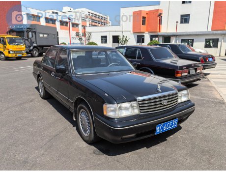 鲁C·6CE35, Toyota Crown