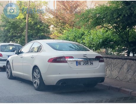 16 JGR 34, Jaguar XF