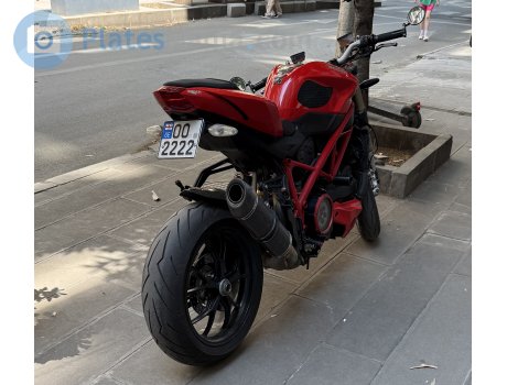 OO 2222, Ducati Streetfighter
