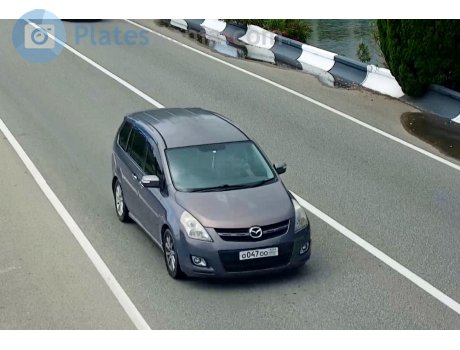 о047оо, Mazda MPV