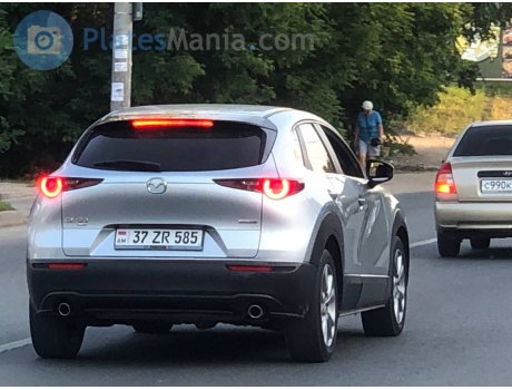 37 ZR 585, Mazda CX-30