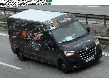 382 LBY, Renault Master