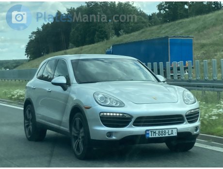 TM-888-LA, Porsche Cayenne