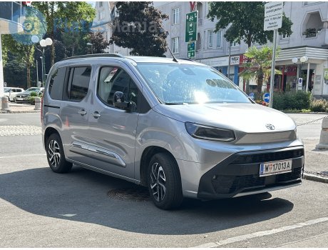 W 17013 A, Toyota ProAce City