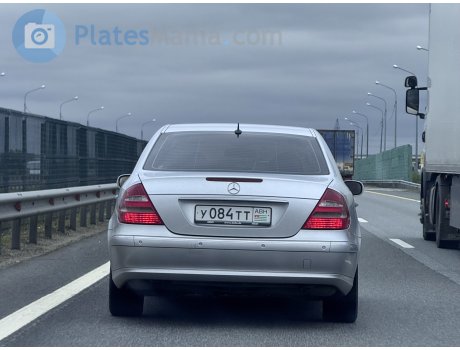 у084тт, Mercedes-Benz E-Klasse