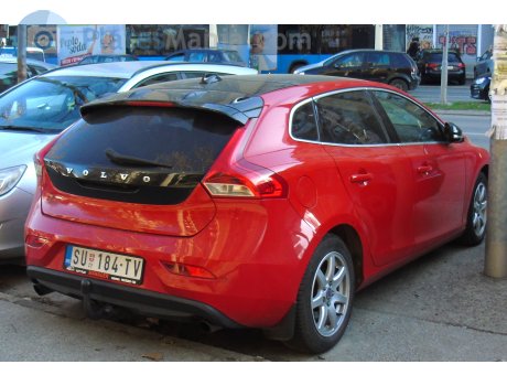 SU 184-TV, Volvo V40