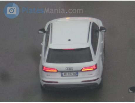 AB 017 OO, Audi Q7
